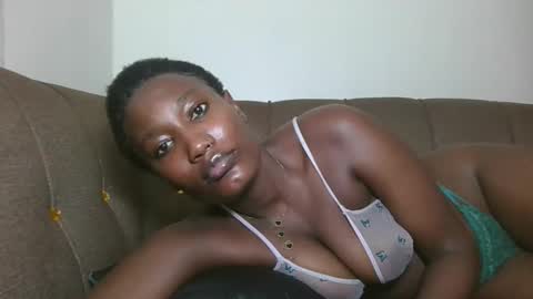 Snapshot of missprettygal chatting on September 20, 2:31 pm pretty gal online show from September 20, 2:31 pm