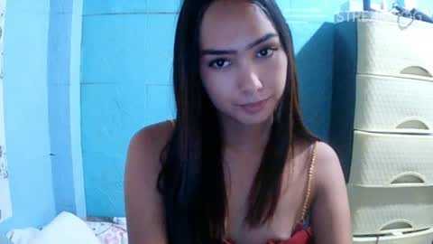 missrianmwua online show from June 15, 10:51 am