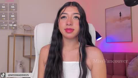 Snapshot of missvancouver_ chatting on February 27, 11:48 pm Mafe Jimenez online show from February 27, 11:48 pm