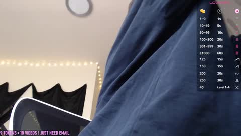 V Nessa online show from March 3, 7:17 pm