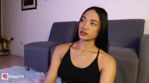 Snapshot of missvirggii chatting on March 7, 5:17 pm missvirggii online show from March 7, 5:17 pm