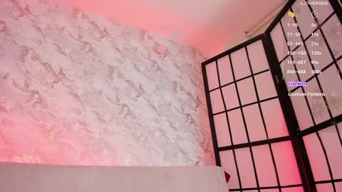 Pau OFmissweetpeach online show from April 2, 12:40 am