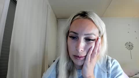 Missy matrix online show from December 3, 9:04 pm