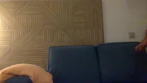 missyluvsu online show from September 19, 8:40 am