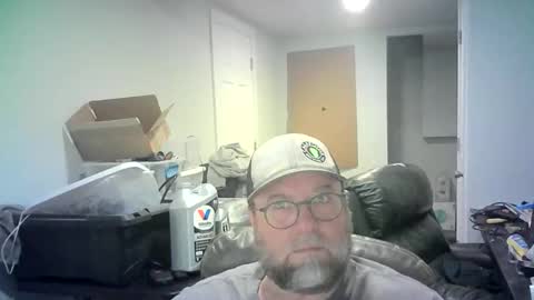 Mr. Happy online show from March 24, 4:51 am