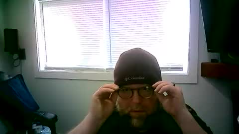 Mr. Happy online show from March 6, 6:48 pm