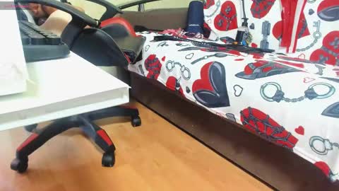 Snapshot of mistress_adel chatting on February 16, 12:32 pm mistress_adel online show from February 16, 12:32 pm