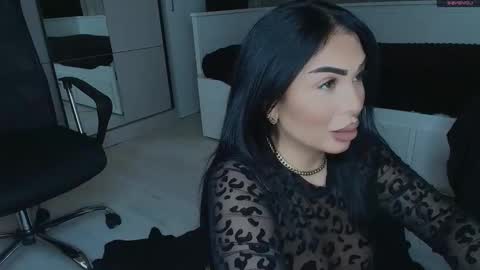 mistress_meryem online show from February 2, 9:33 pm
