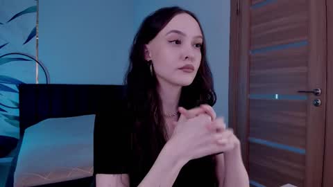 Snapshot of mistress_mialibra chatting on September 29, 12:37 pm Mistress Mia online show from September 29, 12:37 pm