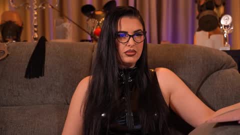 Mistress Kelly online show from January 14, 11:35 pm