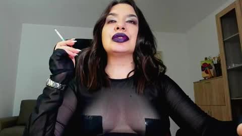 YourGoddessM online show from April 16, 11:40 pm