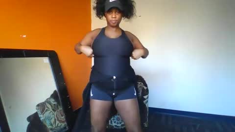 mistressmochareign online show from February 11, 9:07 pm