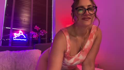 Snapshot of mistresssx chatting on September 16, 4:32 pm Miss X online show from September 16, 4:32 pm
