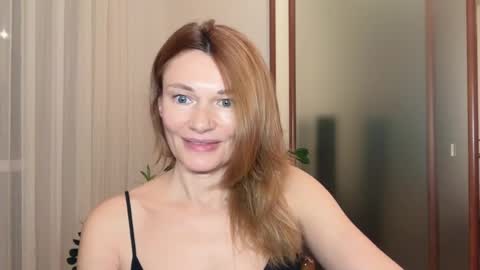 MistyBarnes NONUDE MODEL online show from March 30, 3:45 pm