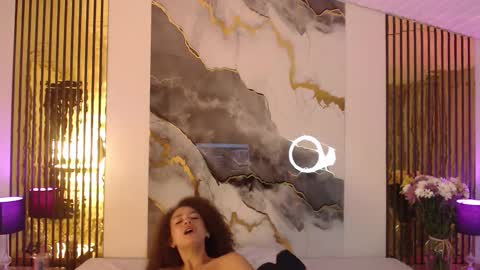 Mtica Brennet online show from February 10, 5:43 am