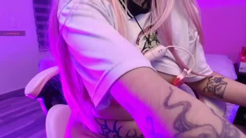  Miwa Violet  online show from May 4, 3:57 am