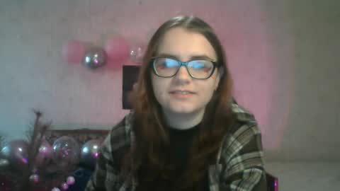 Snapshot of miyabe chatting on February 15, 7:16 am Milana online show from February 15, 7:16 am
