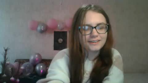 Snapshot of miyabe chatting on February 22, 10:29 am Milana online show from February 22, 10:29 am
