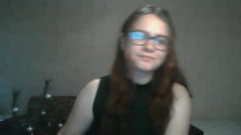 Snapshot of miyabe chatting on February 1, 10:15 am Milana online show from February 1, 10:15 am