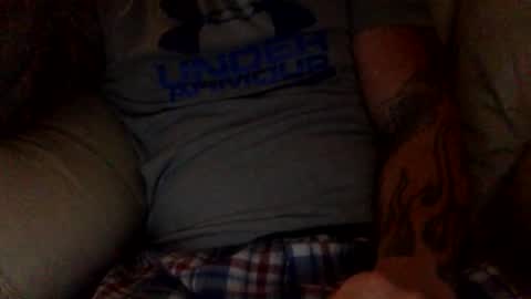 Snapshot of mjg175 chatting on October 15, 8:20 pm SexyRed online show from October 15, 8:20 pm