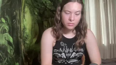 Snapshot of mo0n_goddess chatting on October 2, 12:53 am Misty online show from October 2, 12:53 am
