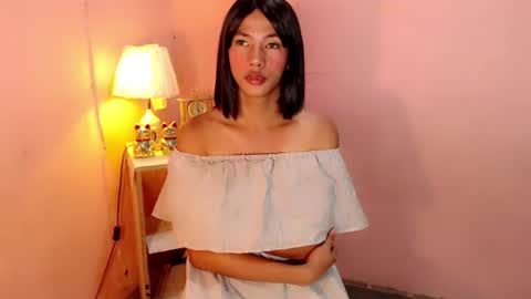 Mocha Locca  online show from March 12, 6:32 pm