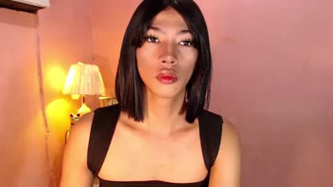 Mocha Locca  online show from February 12, 12:33 pm