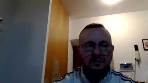 Snapshot of modesto1969 chatting on February 26, 9:31 pm modesto1969 online show from February 26, 9:31 pm