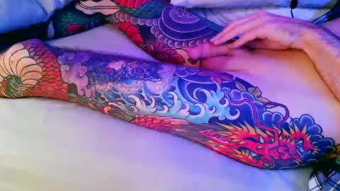 Snapshot of moeron40 chatting on February 17, 4:09 am moeron40 online show from February 17, 4:09 am