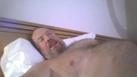 mofu781s online show from March 30, 8:20 pm