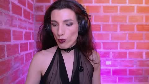 moira_hot online show from March 3, 11:01 pm