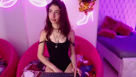 Moira  online show from July 3, 9:19 pm