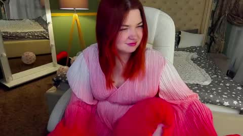 Snapshot of molinmoon chatting on February 26, 8:25 pm Rosa online show from February 26, 8:25 pm