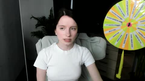 mollie_blush online show from May 17, 1:31 pm