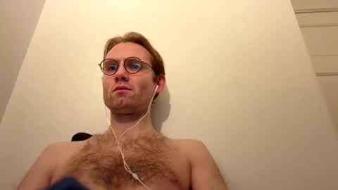 Snapshot of molliter chatting on October 18, 11:53 pm molliter online show from October 18, 11:53 pm