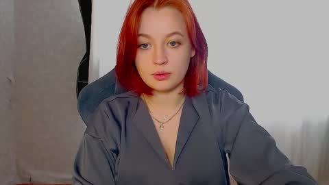 Molly online show from May 5, 3:13 am