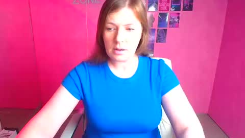 Molly online show from May 22, 11:50 am