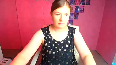 Molly online show from July 11, 11:57 am