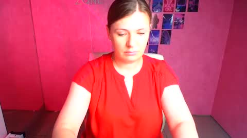 Molly online show from June 19, 5:52 pm