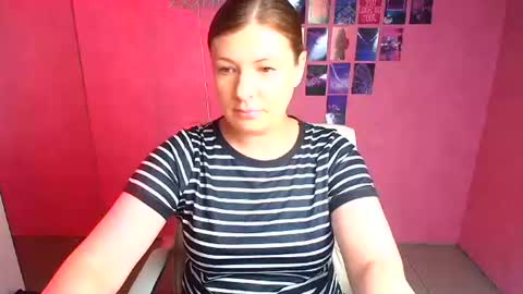 Molly online show from June 25, 11:15 am