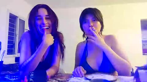 Molly Pop online show from February 23, 7:00 am