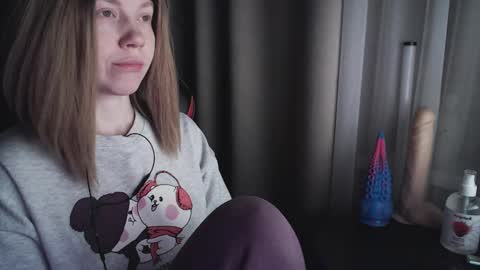 Snapshot of molly_royse chatting on February 25, 1:41 am I have new photos come and see with love Molly online show from February 25, 1:41 am