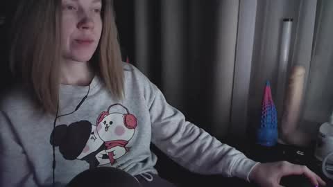 Snapshot of molly_royse chatting on February 26, 3:03 am I have new photos come and see with love Molly online show from February 26, 3:03 am