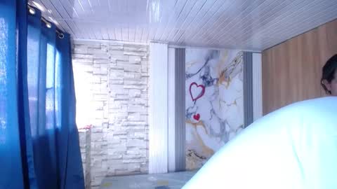 mollyandsam303av online show from March 1, 8:13 pm