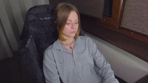 Snapshot of mollydangerous chatting on September 19, 8:12 pm Taisha online show from September 19, 8:12 pm