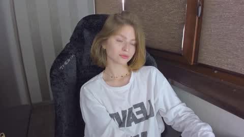 Snapshot of mollydangerous chatting on September 12, 11:45 am Taisha online show from September 12, 11:45 am