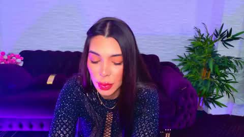 Julia online show from February 23, 8:55 pm