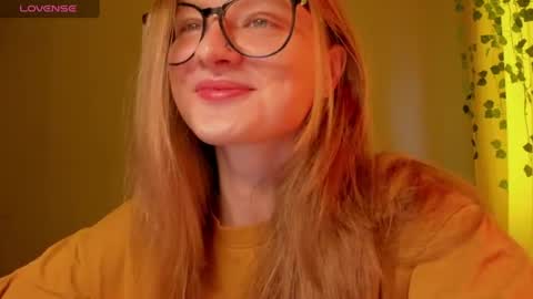 mollytucker online show from June 13, 1:10 pm