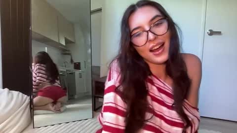 Molly online show from March 18, 12:16 am