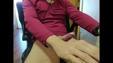 molom online show from January 17, 9:39 am